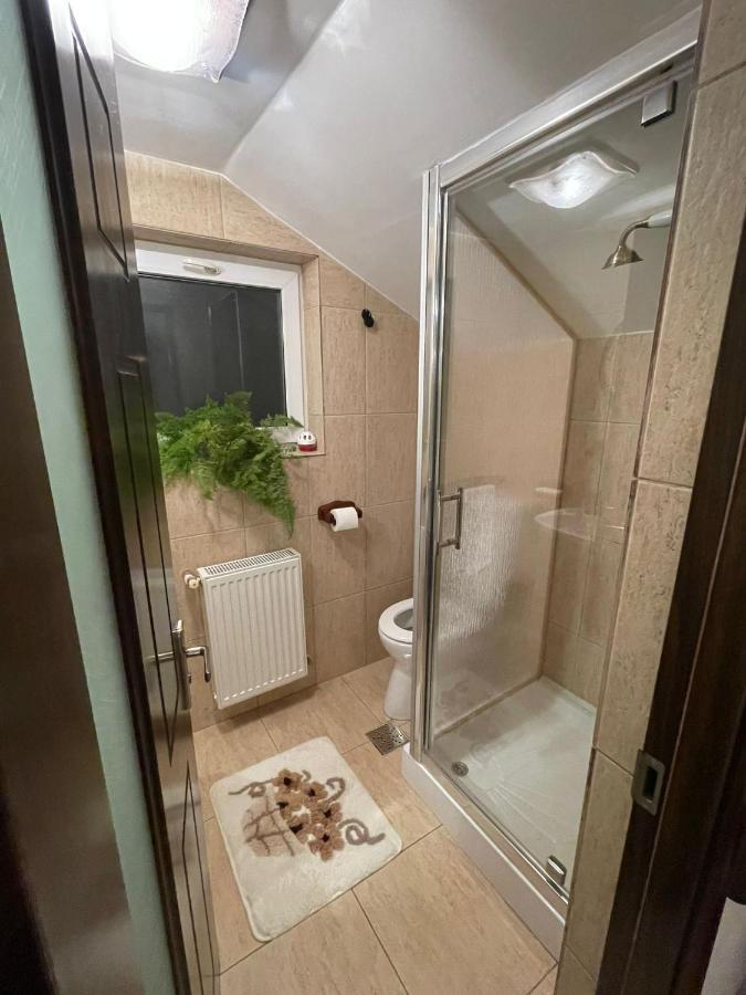 Appartamento Apartament Yannis Alba Iulia Esterno foto