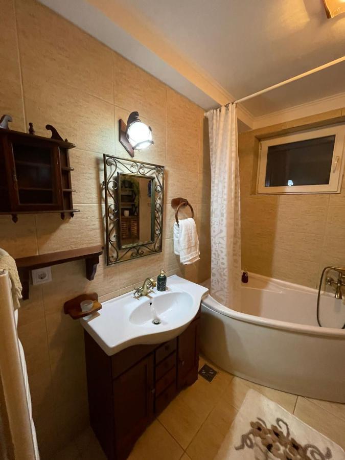 Appartamento Apartament Yannis Alba Iulia Esterno foto
